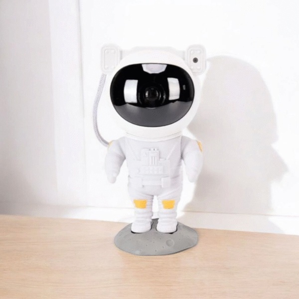 7947 Astronauta Proyector