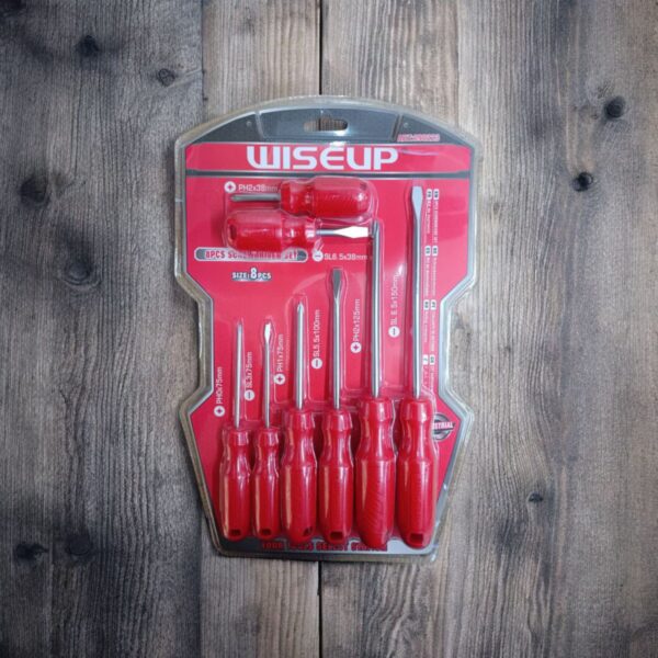 4521 Set de 8 Destornilladores Línea Roja WISEUP