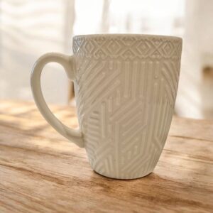 4071 Taza ceramica labrada 9cm x 9.5 alto