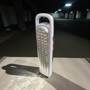 3737 Luz de emergencia 62 Led con cable 41x9cm