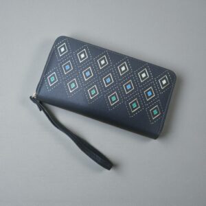 4083 Monedero brillo con cierre y correa 19x10cm