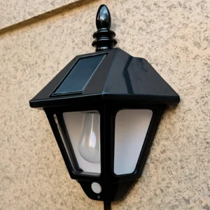 8132 Farol Colonial LED Solar Sensor