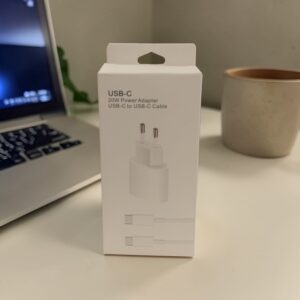 8109 Ficha y Cable C-C línea BoxWhite
