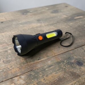 8140 Linterna  Recargable en Blister