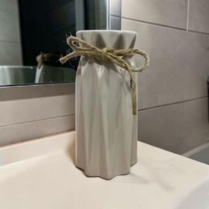 45004 Florero cerámica con lazo 18x7cm